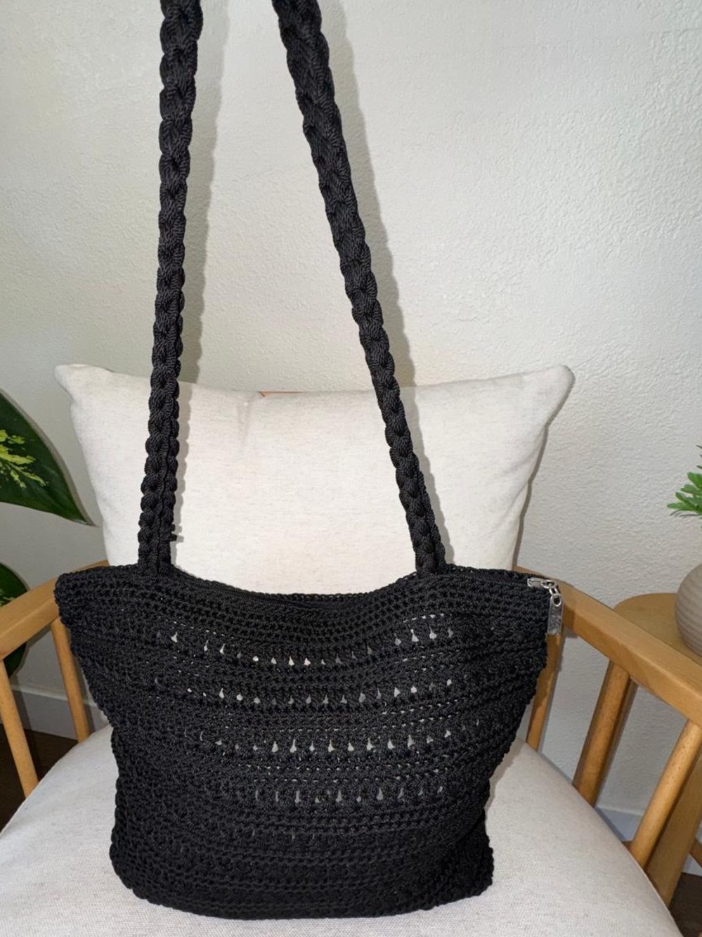 Vintage The Sak Black Crochet Black Woven Tote Boho Granny Shoulder Bag Purse - Picture 4 of 15